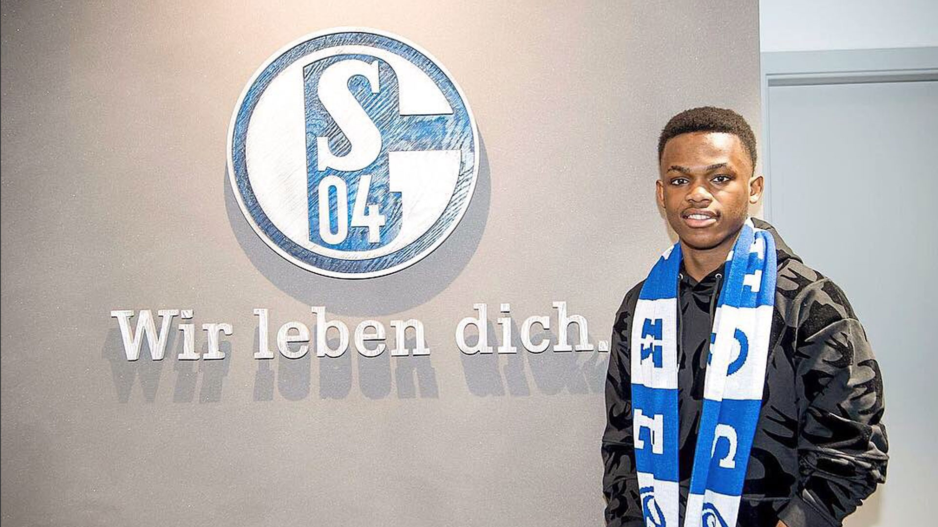 递手中的 递手中的